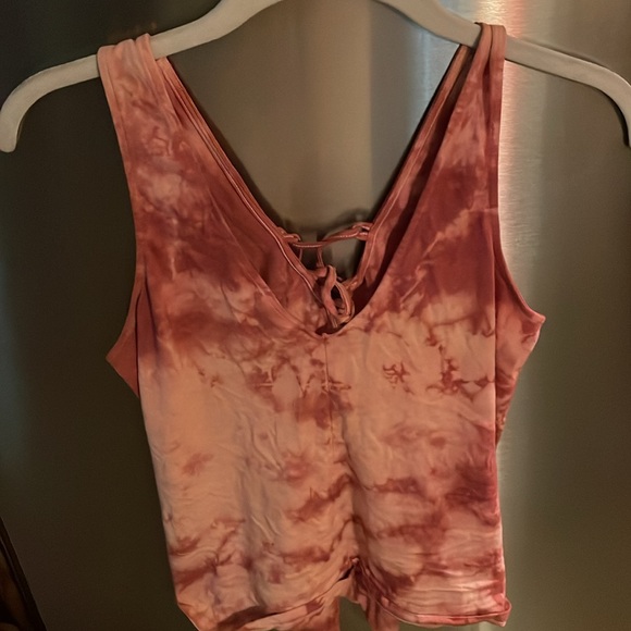 VS PINK Acid WashTank 🩷 - Picture 8 of 15